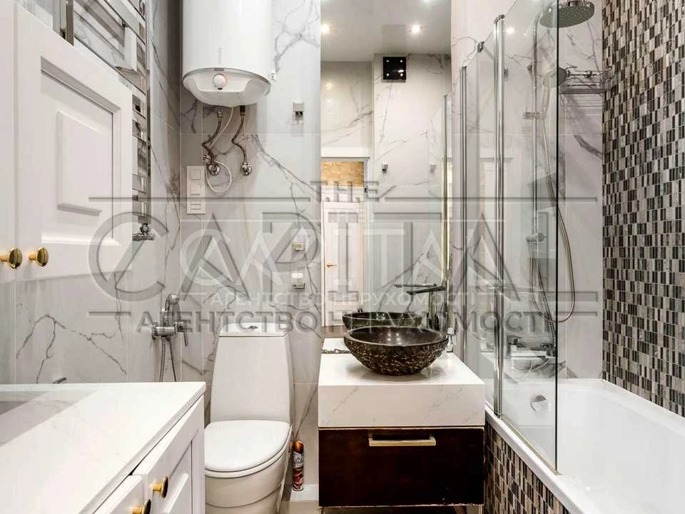 Apartment. Kyiv, Saperne Pole st.