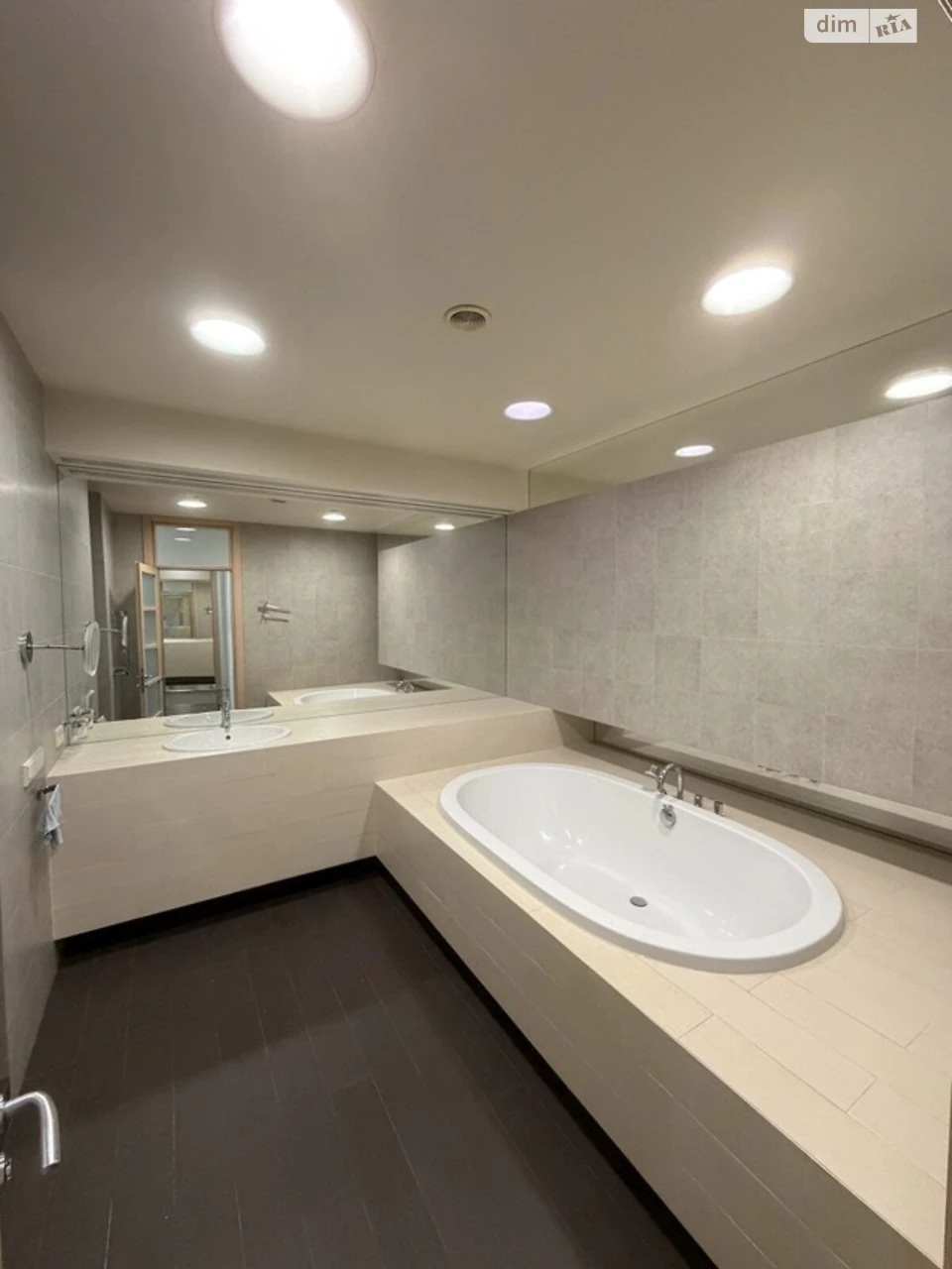 Long-Term Rental Apartment Sobornyi