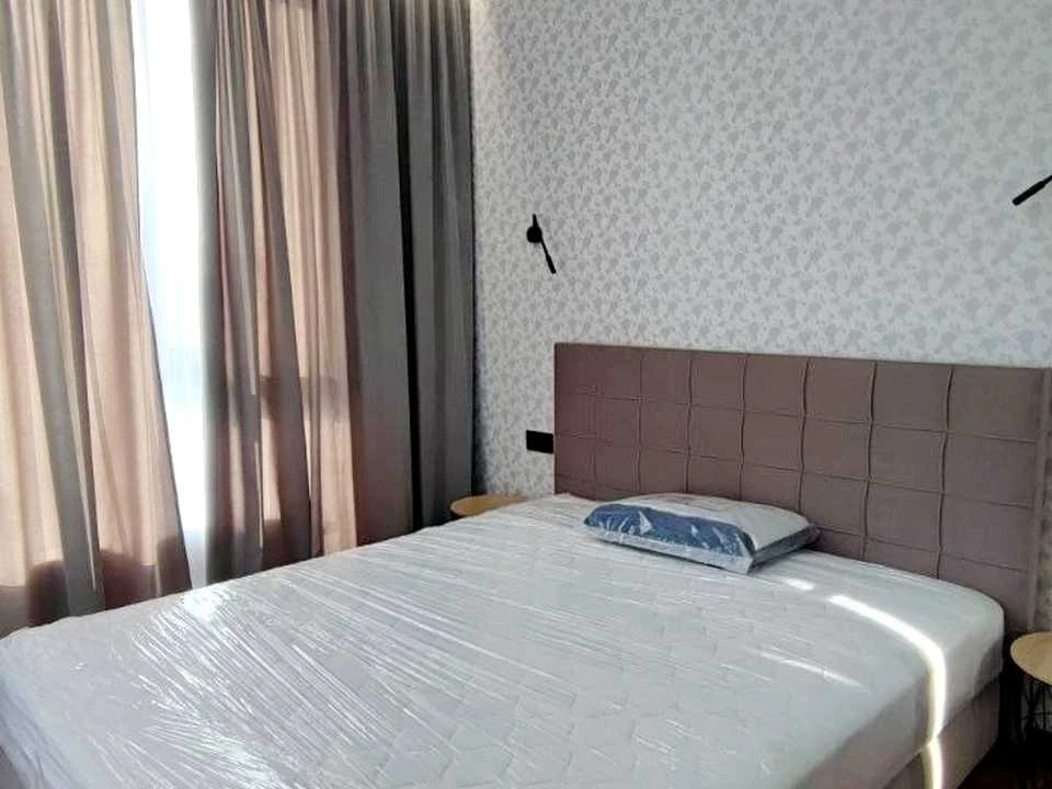 Apartment. Dnipro, Naberezhna Peremohy st.