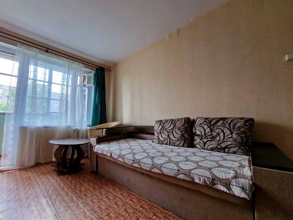Apartment. Dnipro, Manuilivsky Prospect.
