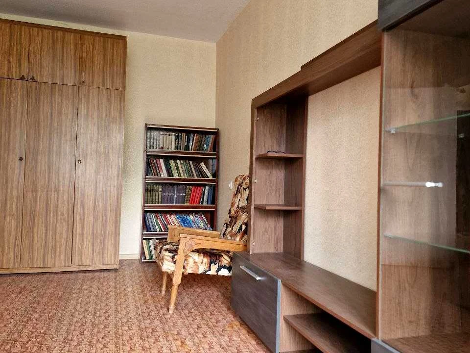 Apartment. Dnipro, Manuilivsky Prospect.