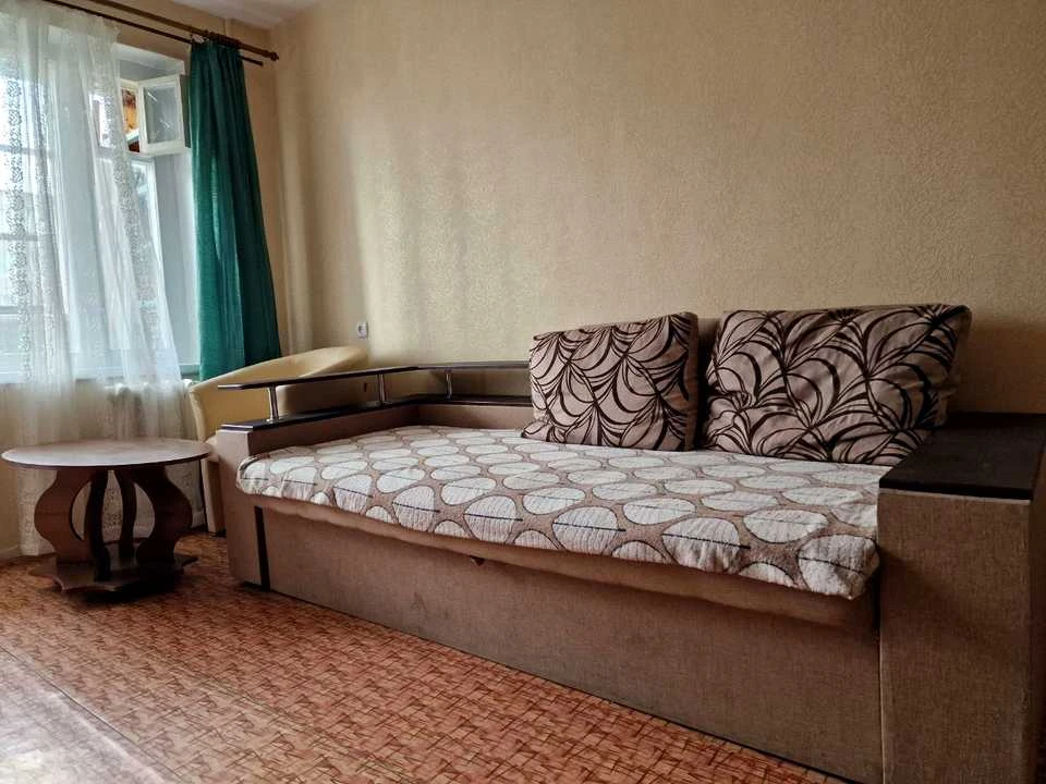 Apartment. Dnipro, Manuilivsky Prospect.
