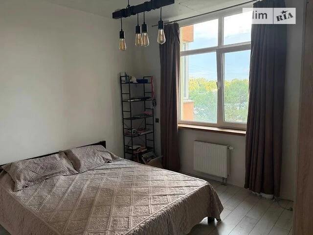 Sale of 3-room apartment 77 sq. m on Sim'yi Kulzhenkiv 31B street • I