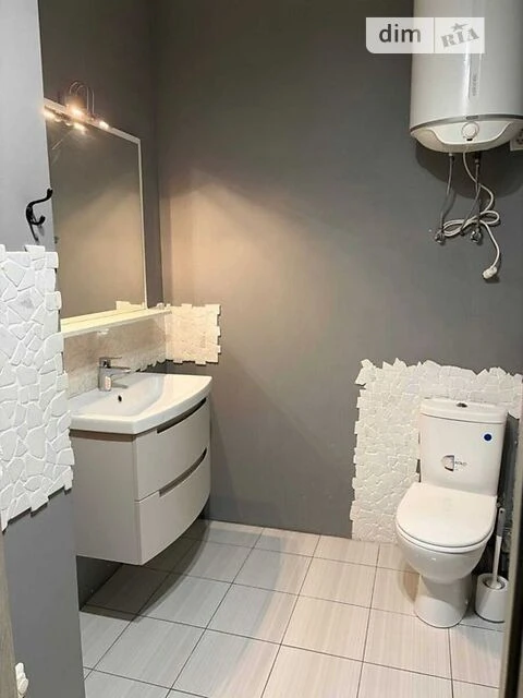 Sale of 3-room apartment 77 sq. m on Sim'yi Kulzhenkiv 31B street • I