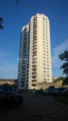 2-room apartment for sale on Sheikh Mansour Battalion Street, Metro