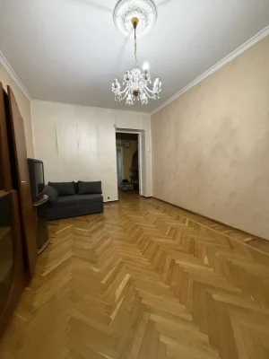 2 комн.сталинка в Центре на Ришельевской /2 этаж/БЕЗ КОМИССЫ