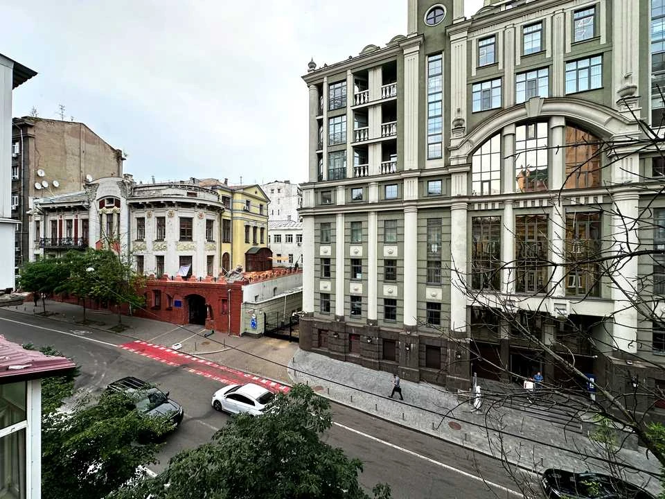 Квартира. Київ, вулиця Олеся Гончара