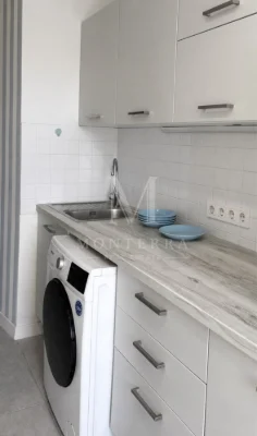 Sale without commission of a 1-room apartment at 36 Milutenka Street, with