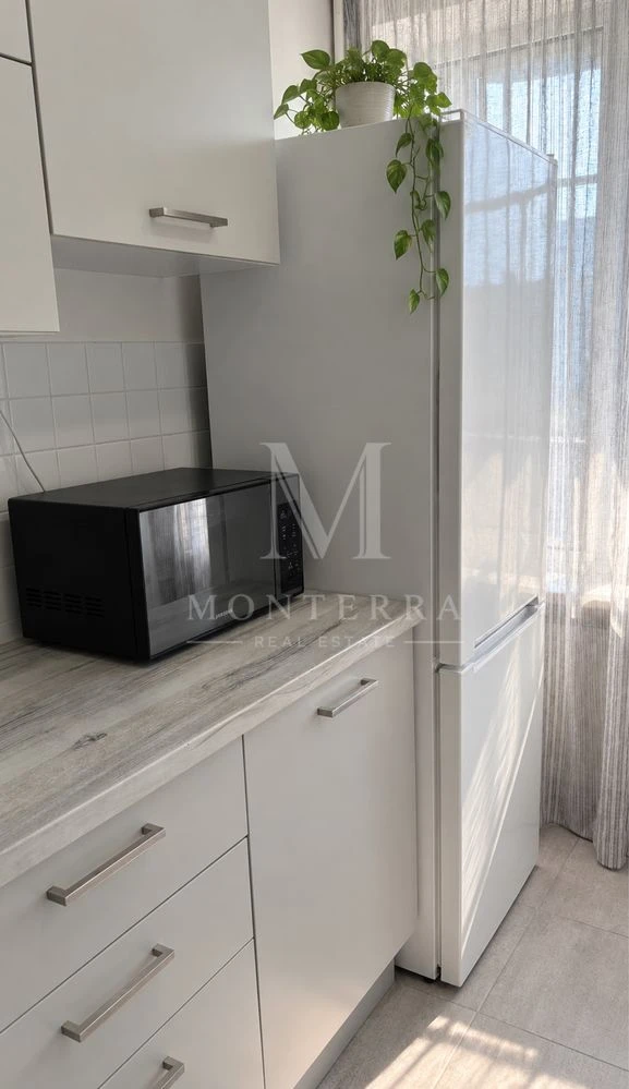 Sale without commission of a 1-room apartment at 36 Milutenka Street, with