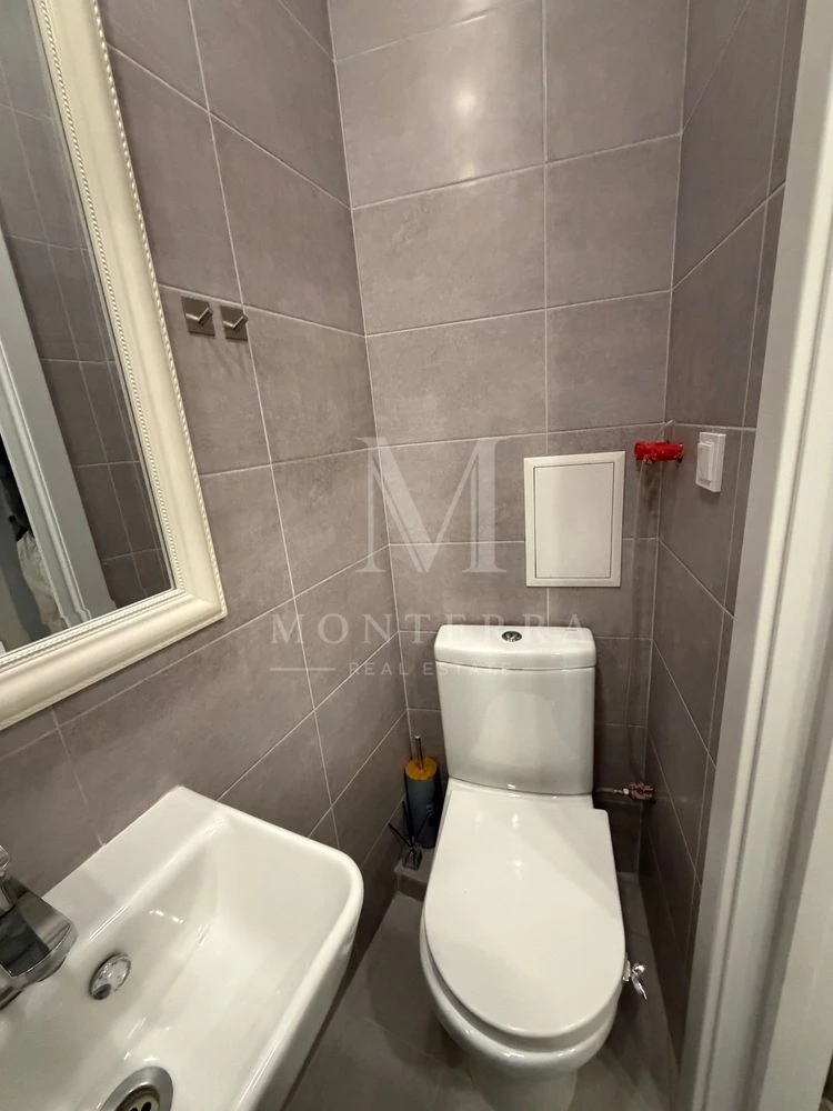 Sale without commission of a 1-room apartment at 36 Milutenka Street, with