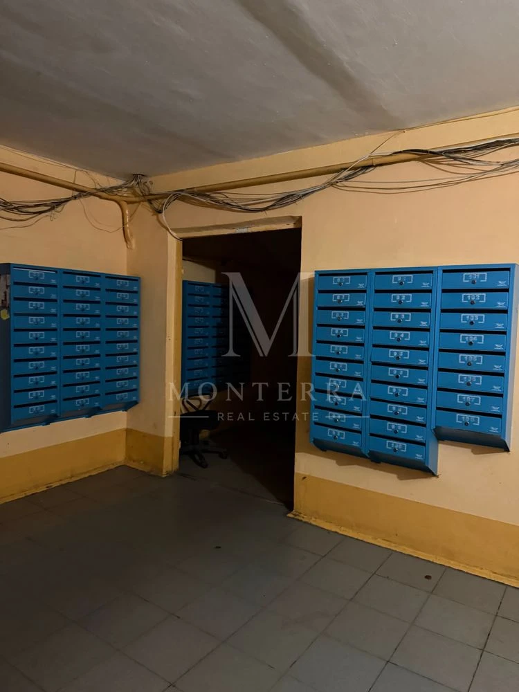 Sale without commission of a 1-room apartment at 36 Milutenka Street, with