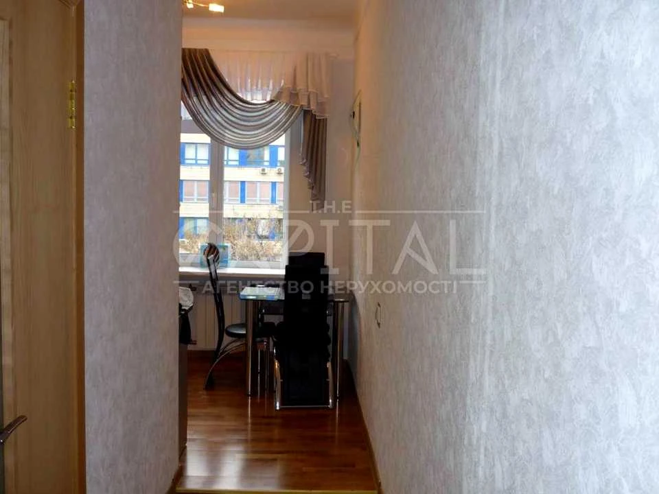 Apartment. Melnikova st., Kyiv
