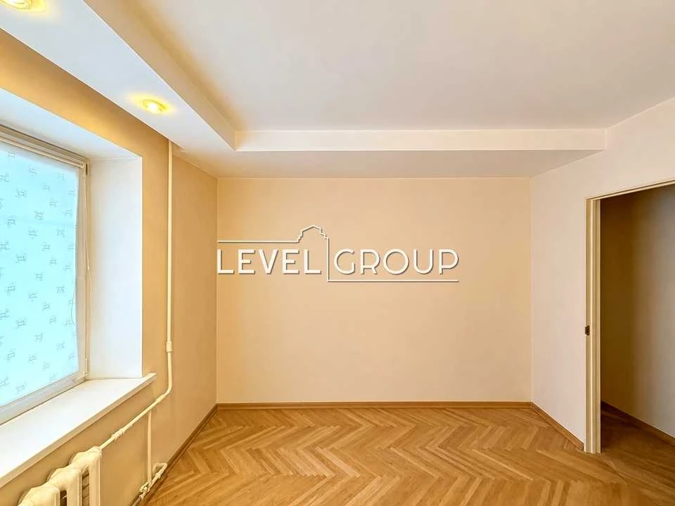 Apartment. Romana Shukhyevych Street, Kyiv