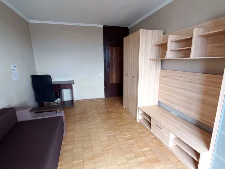 Квартира. Київ, Зодчих вул.