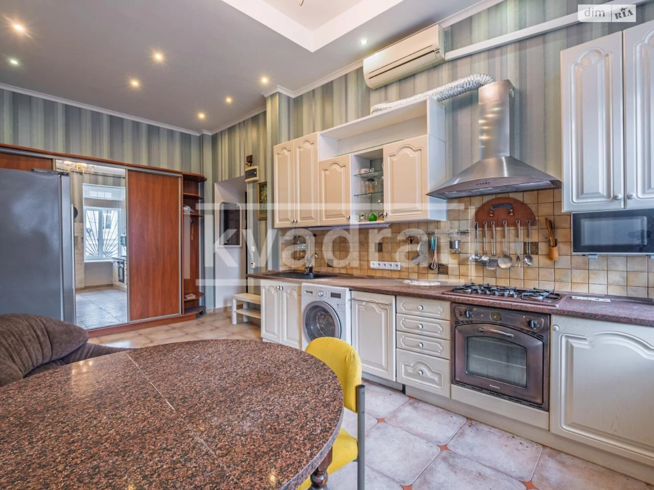 Apartment for Sale – Podil