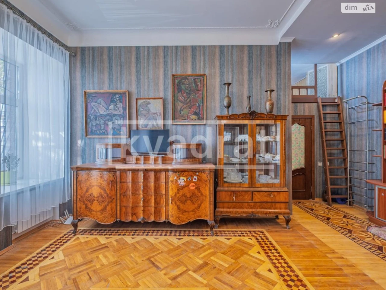 Apartment for Sale – Podil