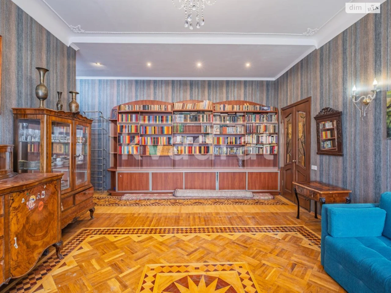 Apartment for Sale – Podil