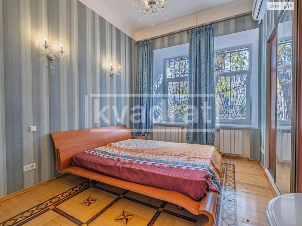 Apartment for Sale – Podil