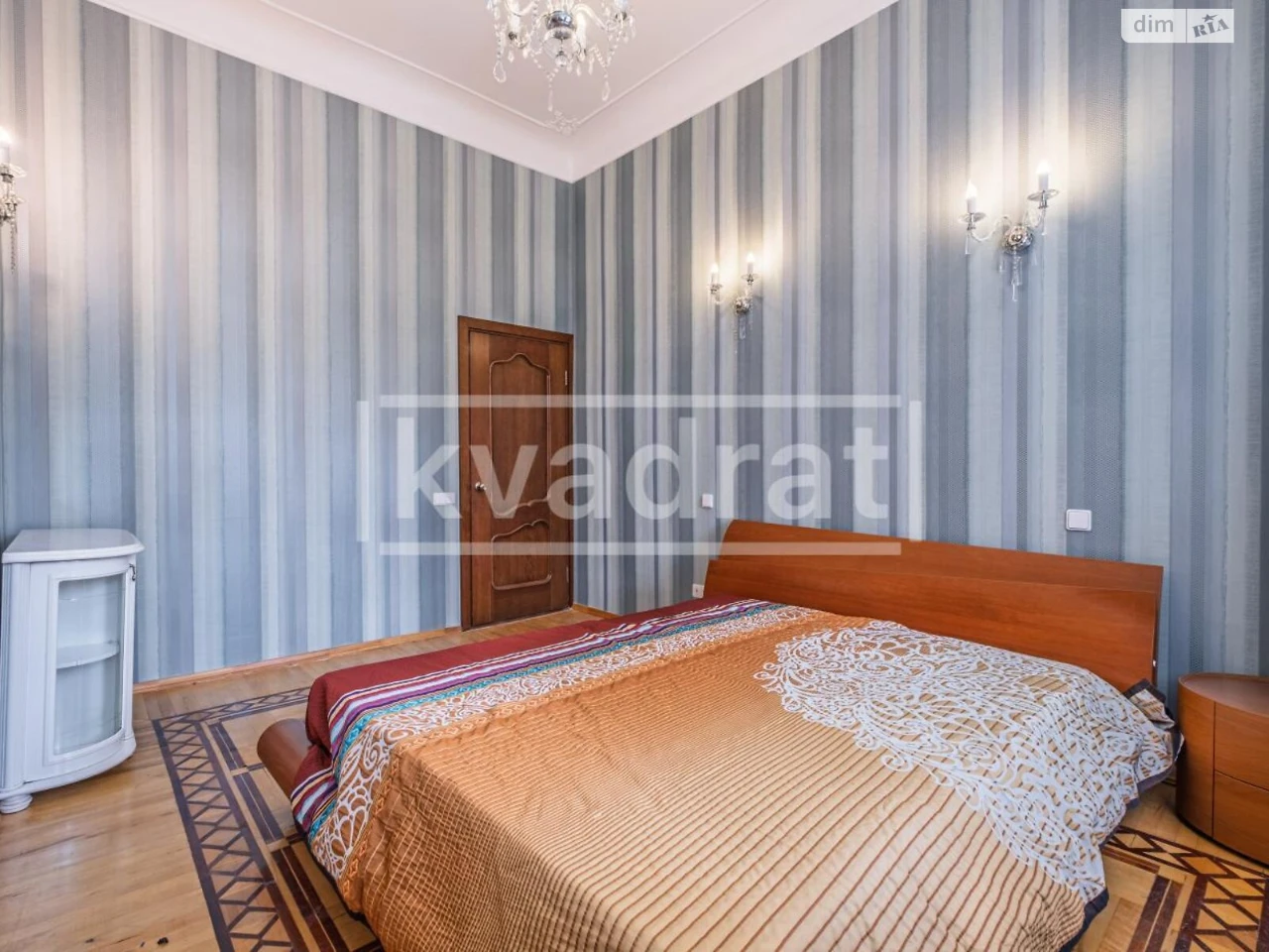 Apartment for Sale – Podil