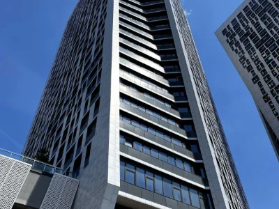 Apartment for Sale in the Manhattan Residential Complex