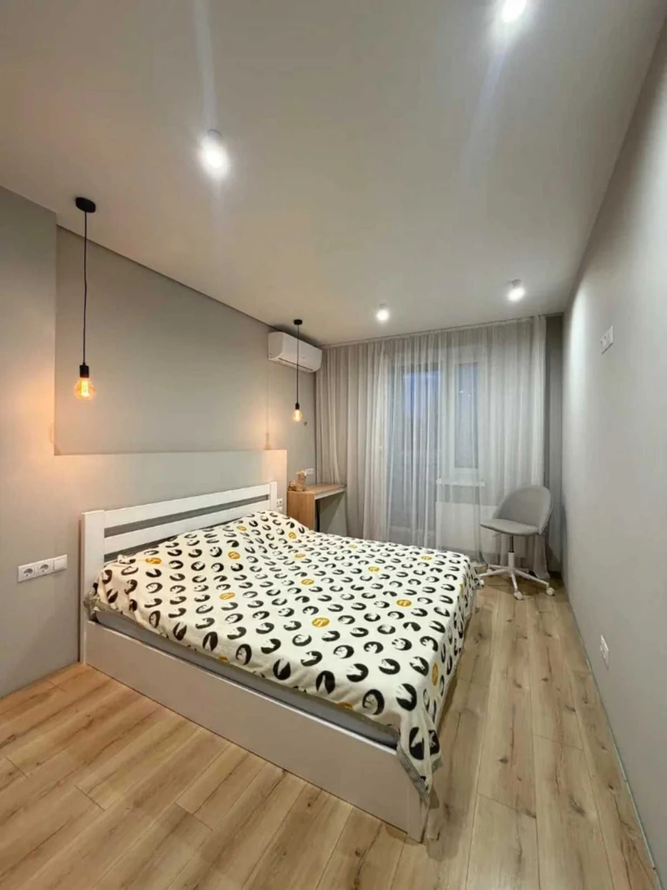 For Sale: Beautiful 2-room apartment in a new building on Pobeda-6.