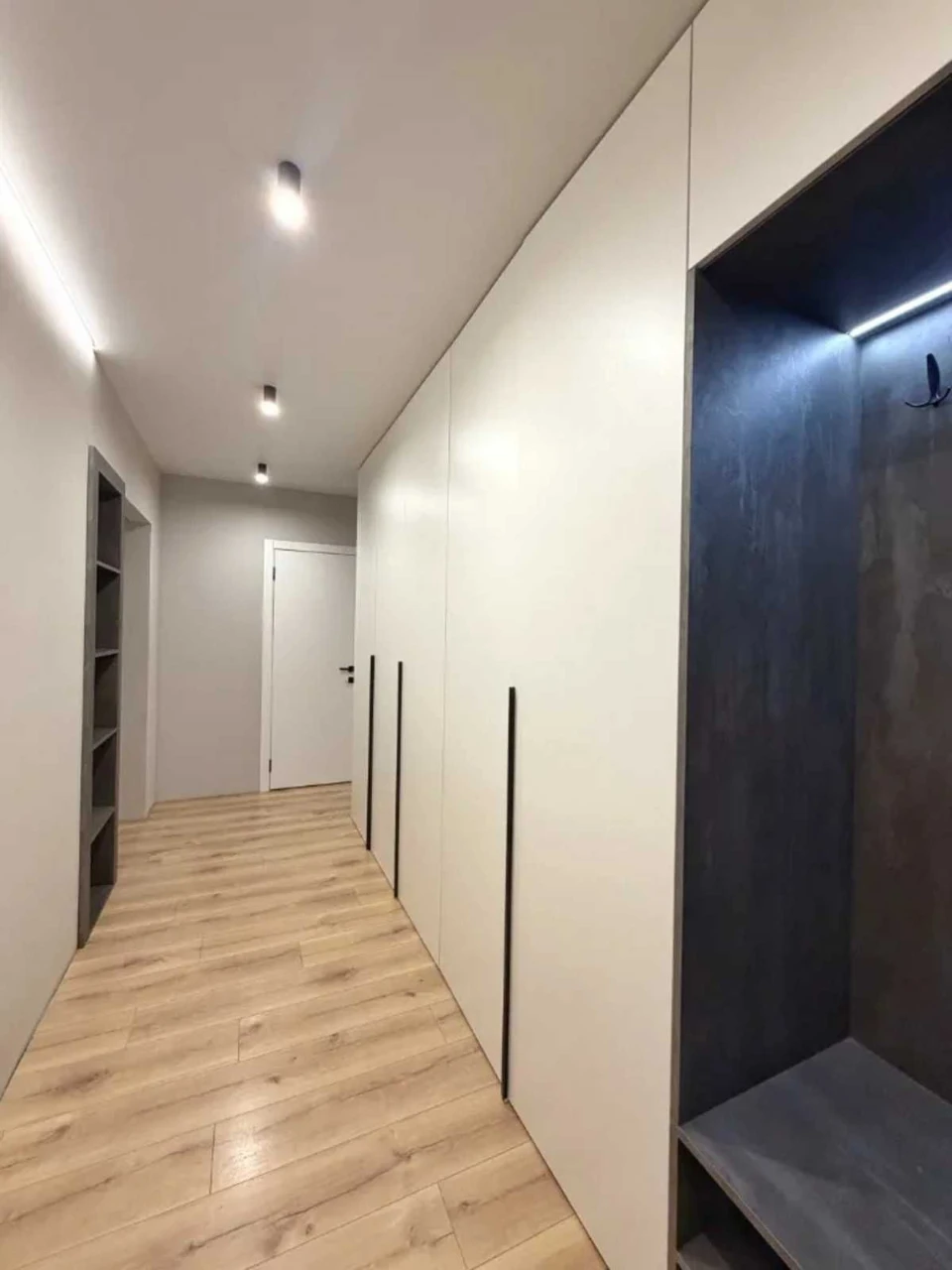 For Sale: Beautiful 2-room apartment in a new building on Pobeda-6.