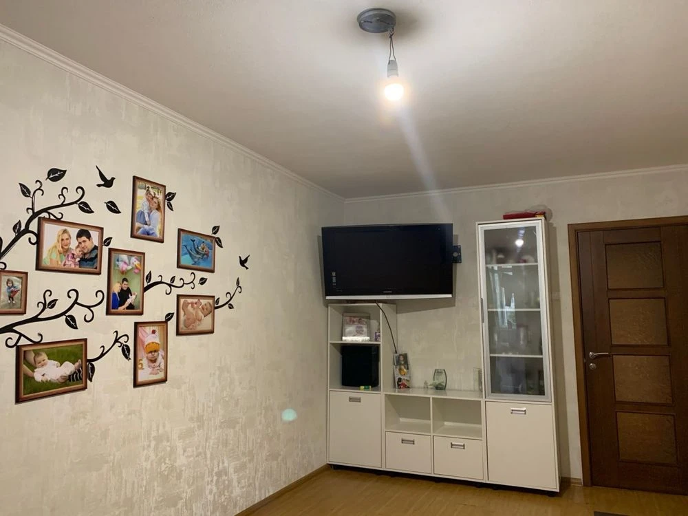 For sale 3-room apartment in the Znapa area