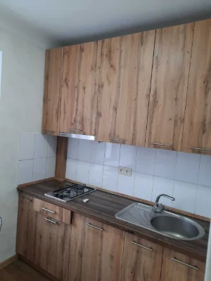 Продам 1к.квартиру,капремонт,3\9,кирпич,м.23 Августа (405376