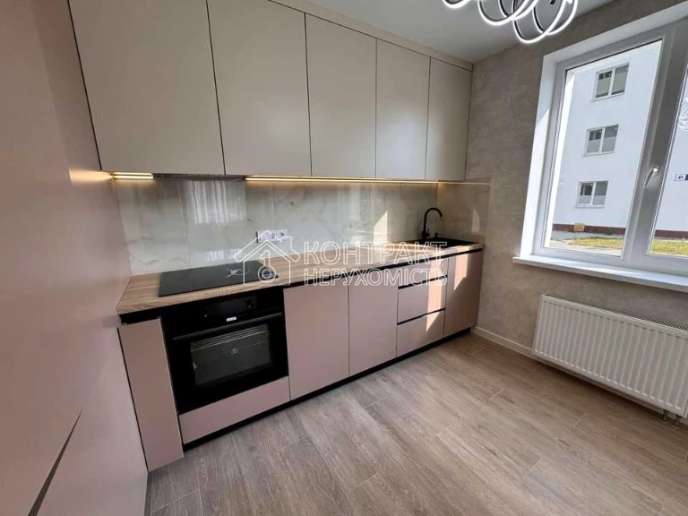 Apartment. Kharkiv, Heroiv Kharkova Ave. (Moskovskiy)