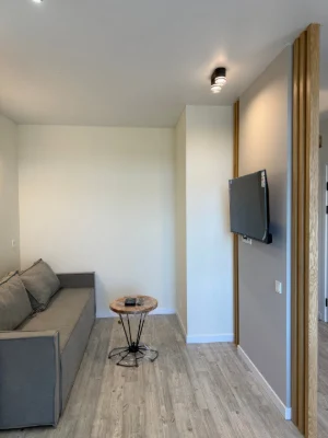Продам квартиру 39м² з новим ремонтом та меблями! Програми —