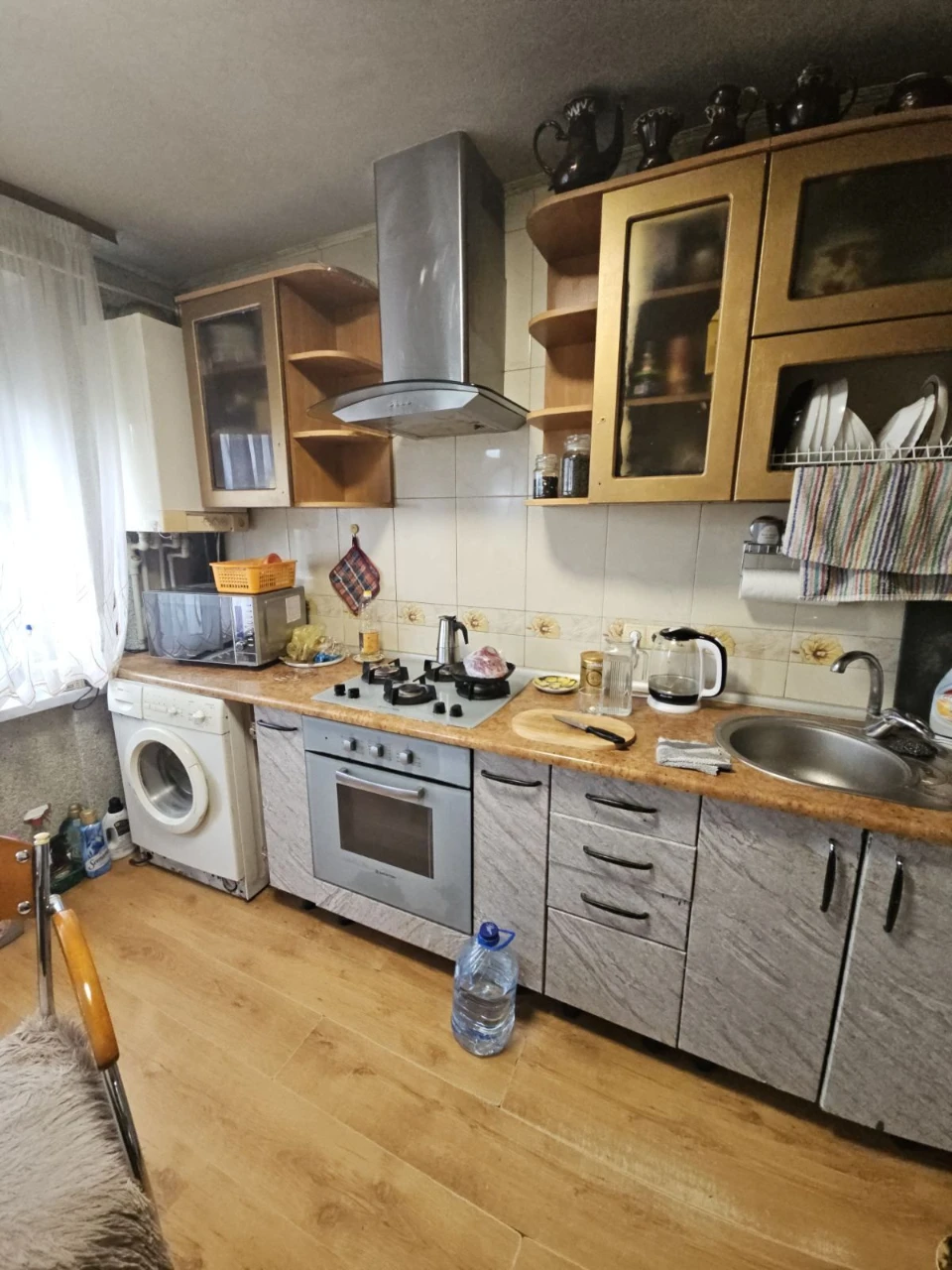 Цена снижена. Продам 3-комнатную квартиру улучшенного планировки