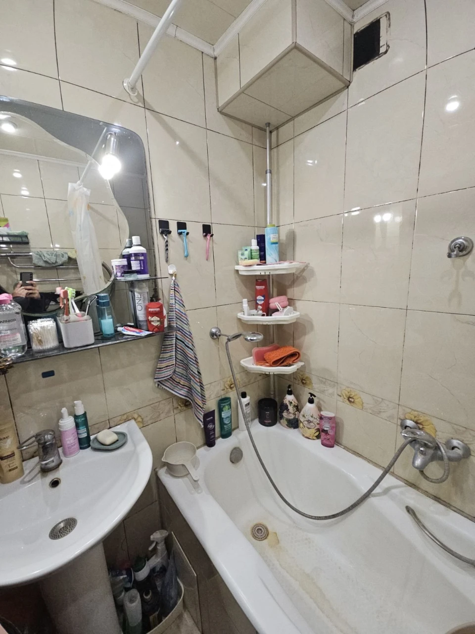 Цена снижена. Продам 3-комнатную квартиру улучшенного планировки
