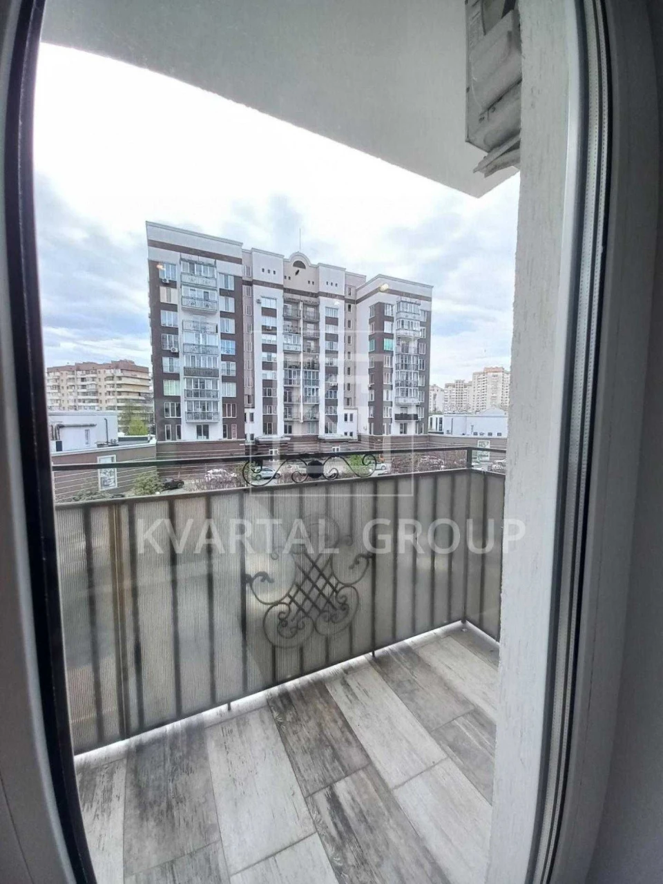 Sale / Apartment / вул. Нове шосе, Bucha GAS Minimum paperwork