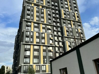 Продаж квартири 3-кімн. 86.2 м² 2/17 поверху