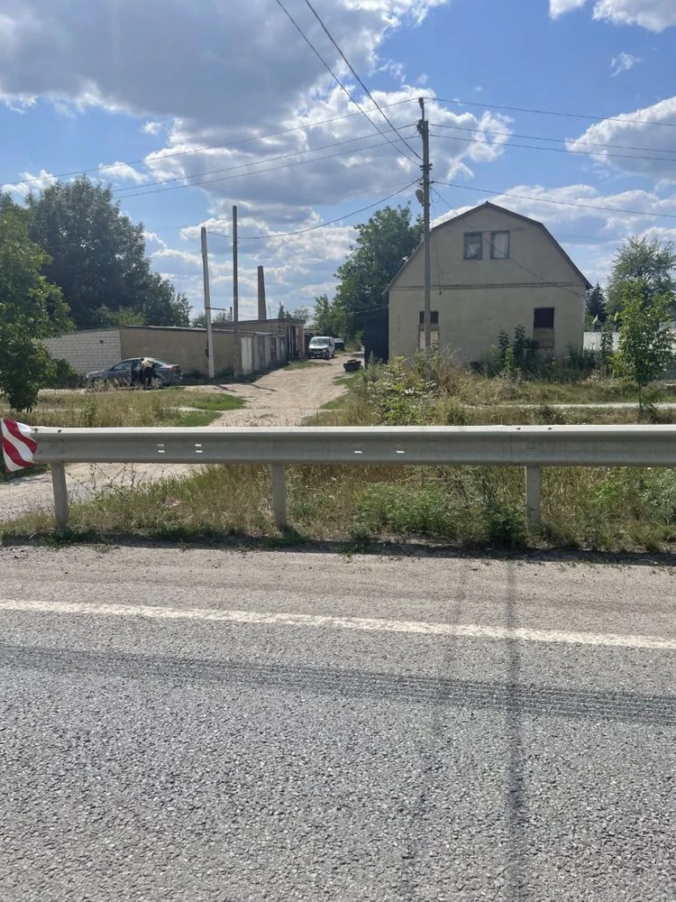 For Sale: Excellent Garage