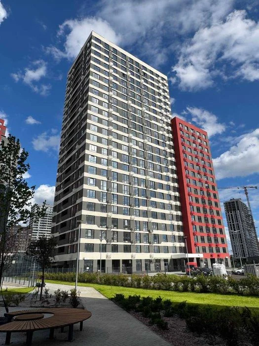 Трикімнатна квартира в ЖК Варшавський 3, поверх 13, 78 м. Ва