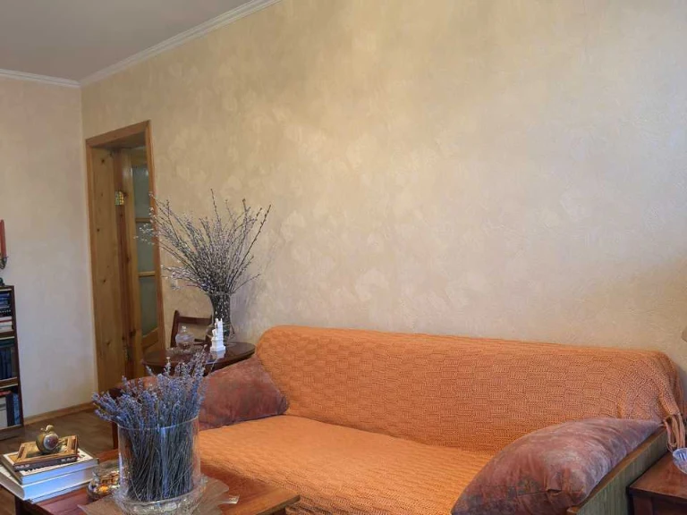 Apartment. Odesa, Prince Volodymyr Avenue