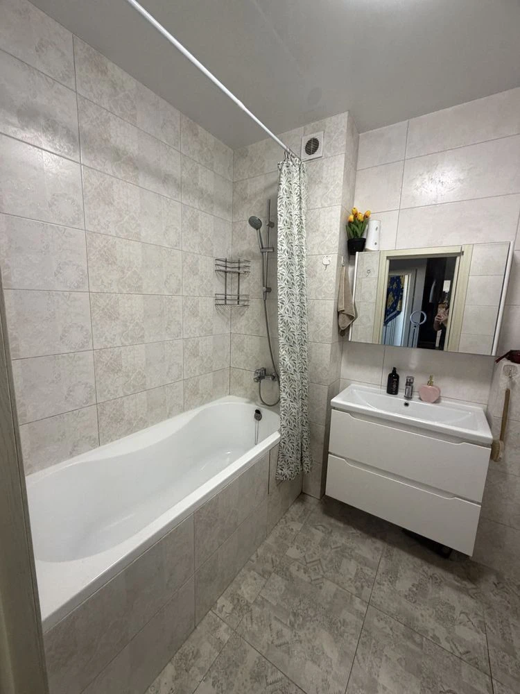 One-bedroom apartment in Taïrova, new building