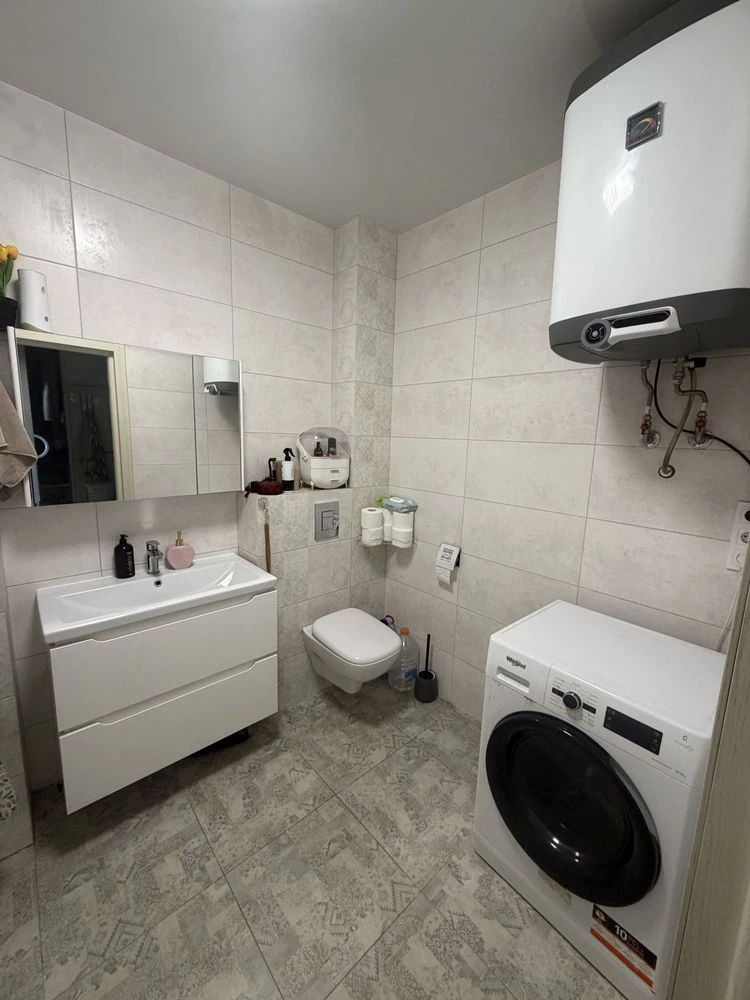 One-bedroom apartment in Taïrova, new building
