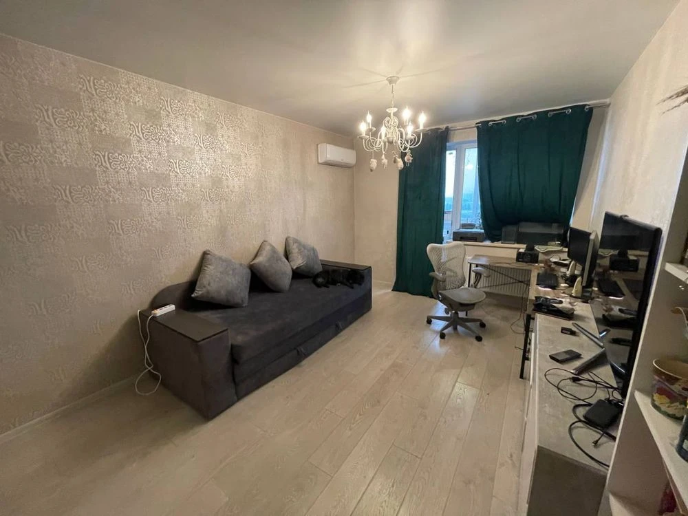 One-bedroom apartment in Taïrova, new building