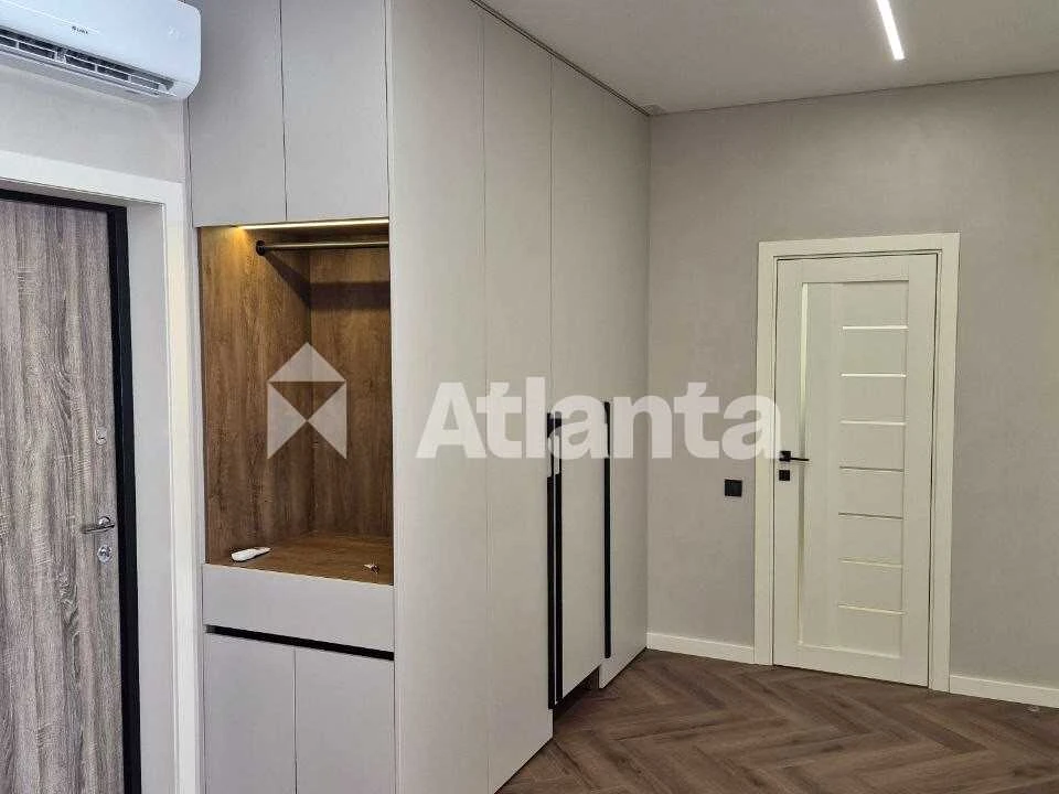 Apartment. Odesa, Genuezka st.