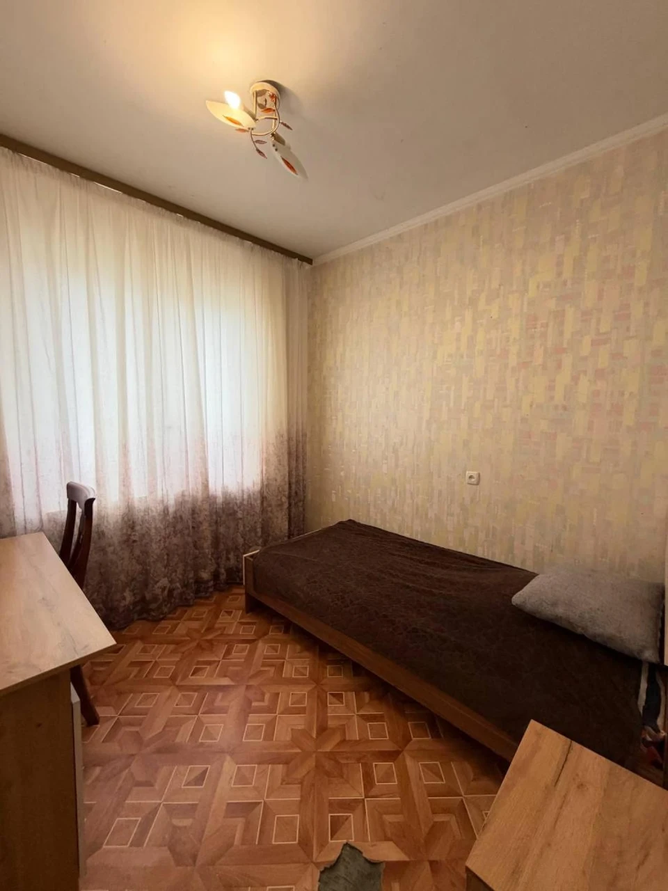 Продам 3к квартиру на Академіка Корольова!