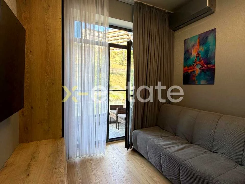 Apartment. Odessa, Fontanskaya Street