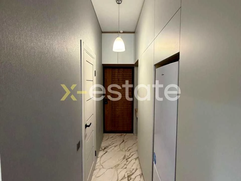 Apartment. Odessa, Fontanskaya Street
