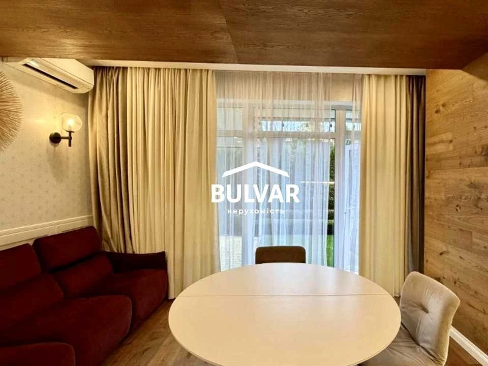 Квартира. Харків, Липова вулиця