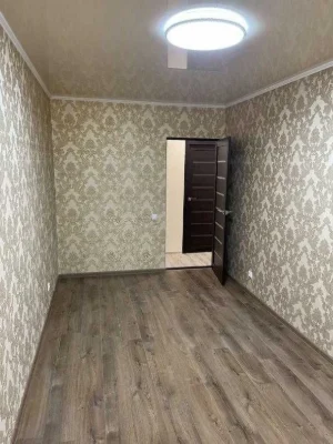 For Sale: 2-Room Apartment. New Houses