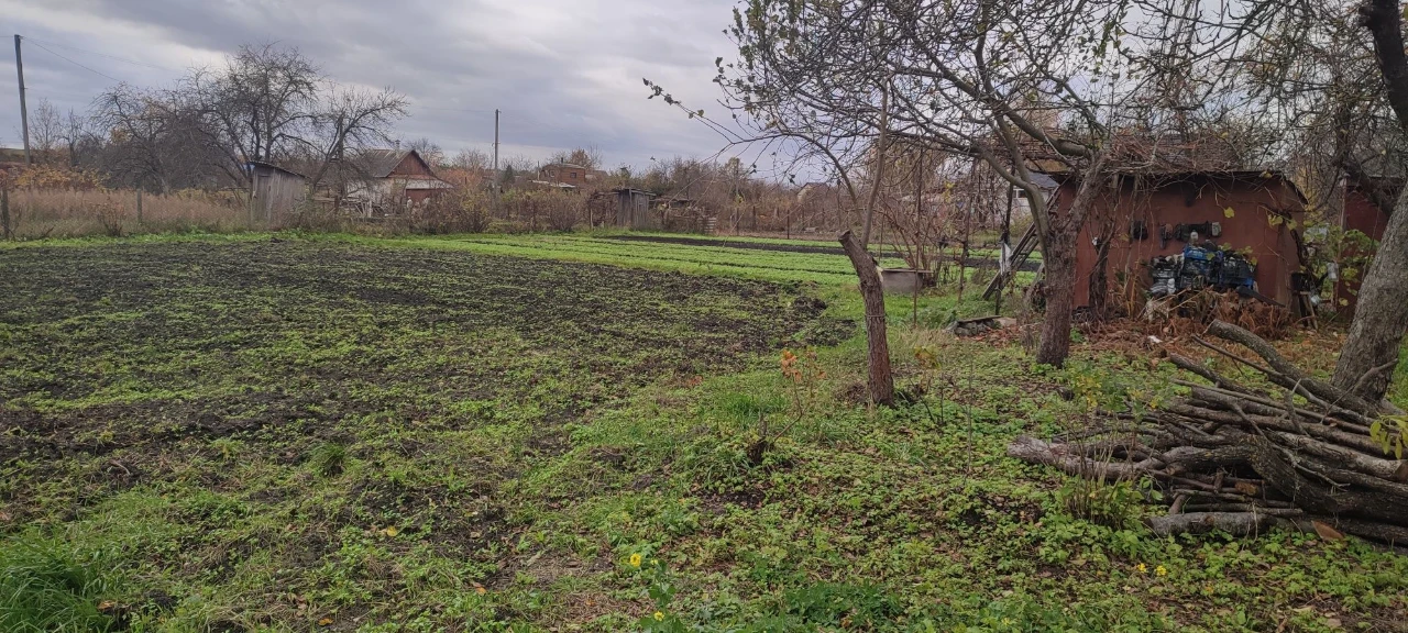 ВЛАСНИК Земельна ділянка під забудову м. Сарни,