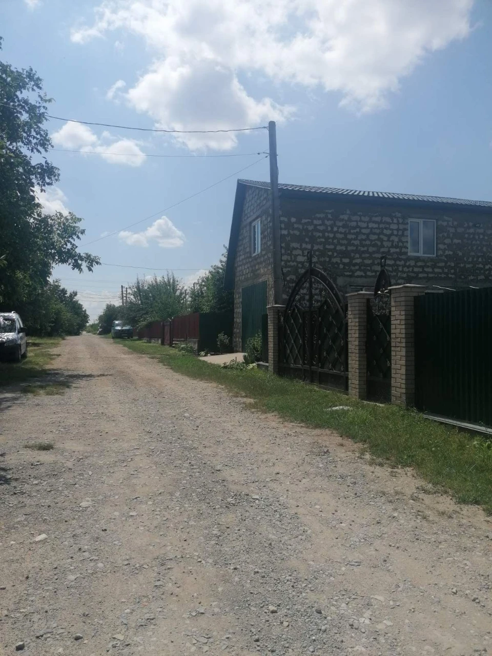 Продам земельну ділянку для будівництва житлового будинку