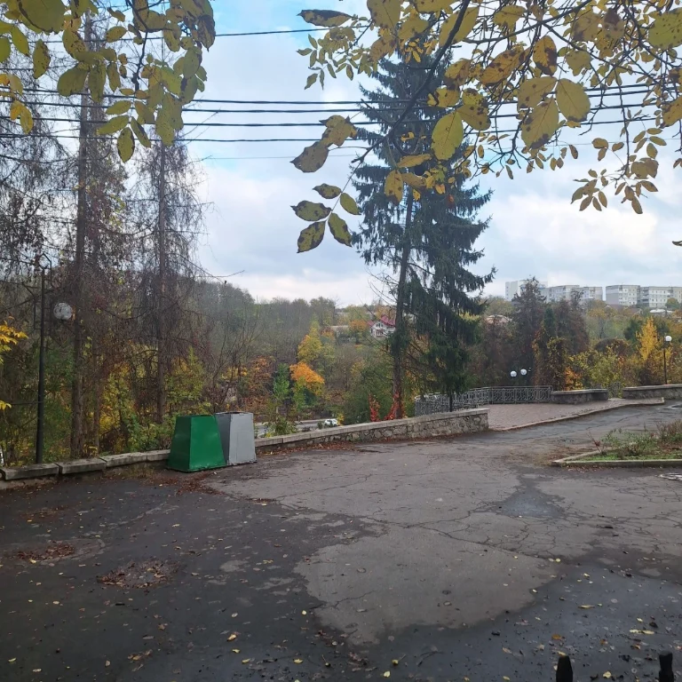 Продається земельний участок