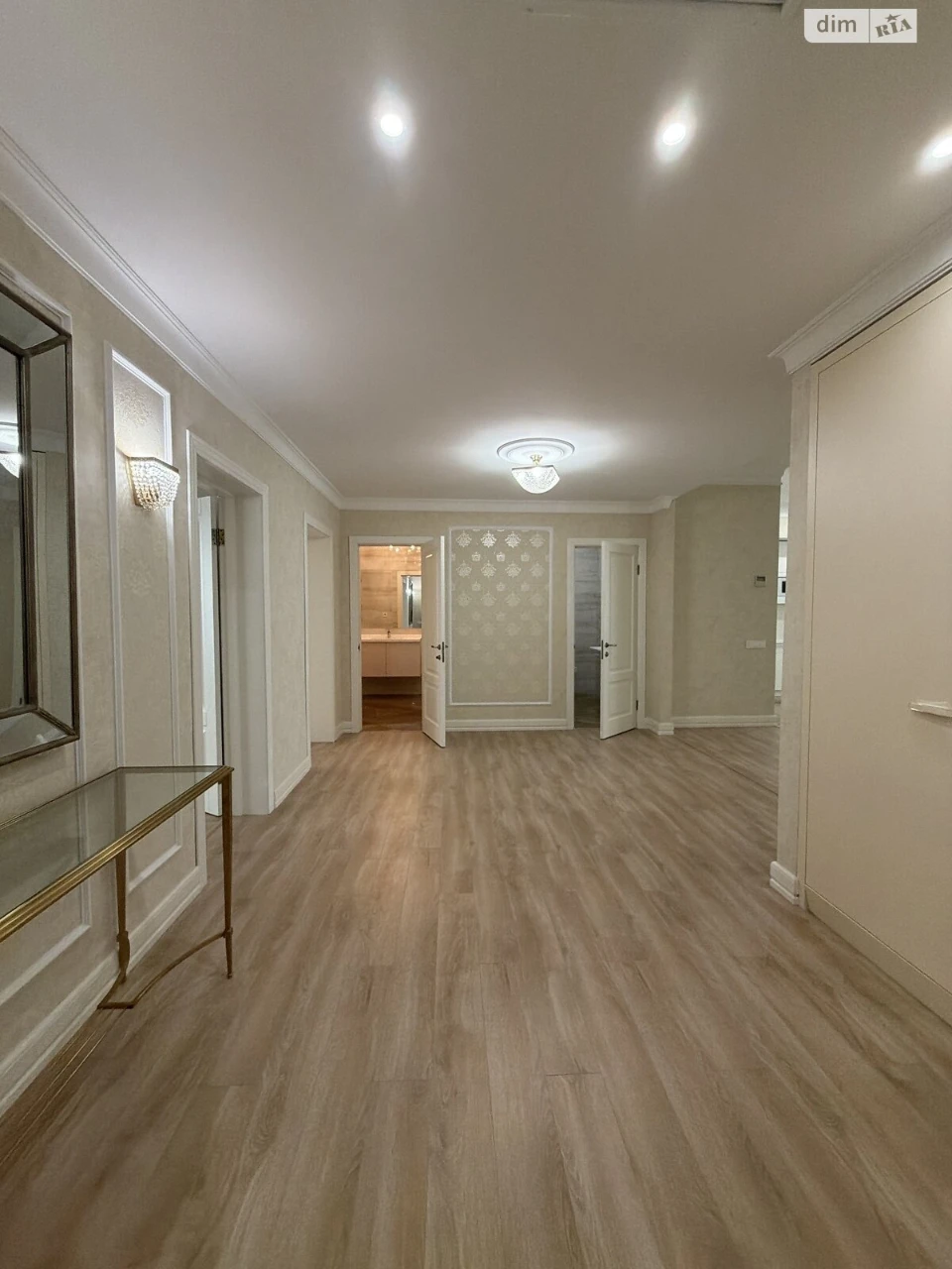 Apartment for Sale in Arcadia